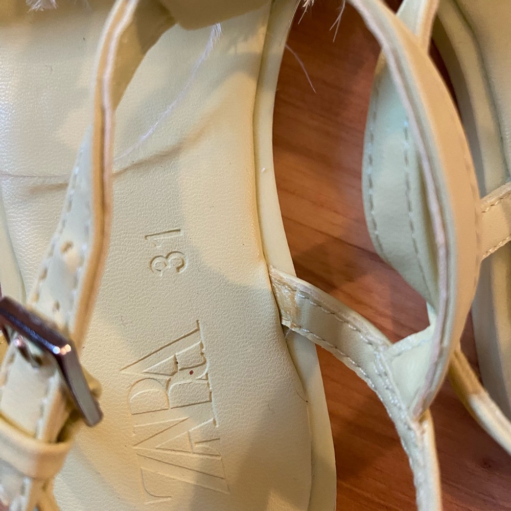 Zara Girls Feather Sandals in Lime Green-Size 13.5 - Picture 6 of 8